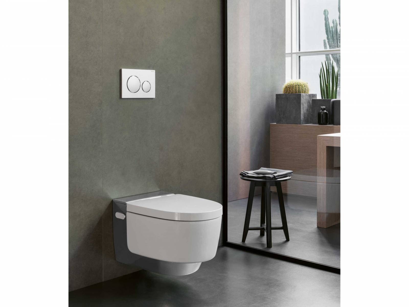 Der Schweizer Hersteller hat für jede Raumsituation das optimale Dusch-WC entwickelt. Das schwebende «Aquaclean Mera» ist nicht nur elegant, sondern bietet auch allerlei Extras wie Geruchsabsaugung, Orientierungslicht und Warmluftfön. Geberit.