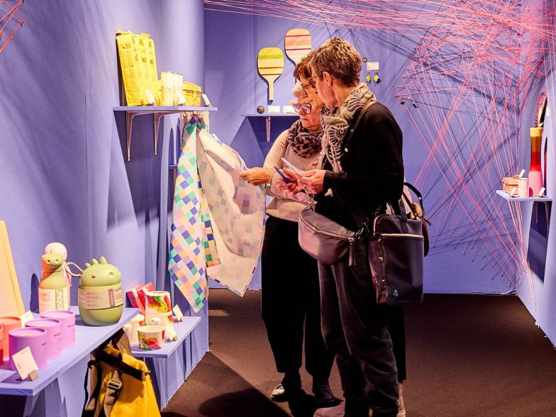 Die AusstellerInnen präsentieren Neuheiten und Trends, Nützliches und Schönes, Kunsthandwerkliches und Produkte mit Design-Anspruch.