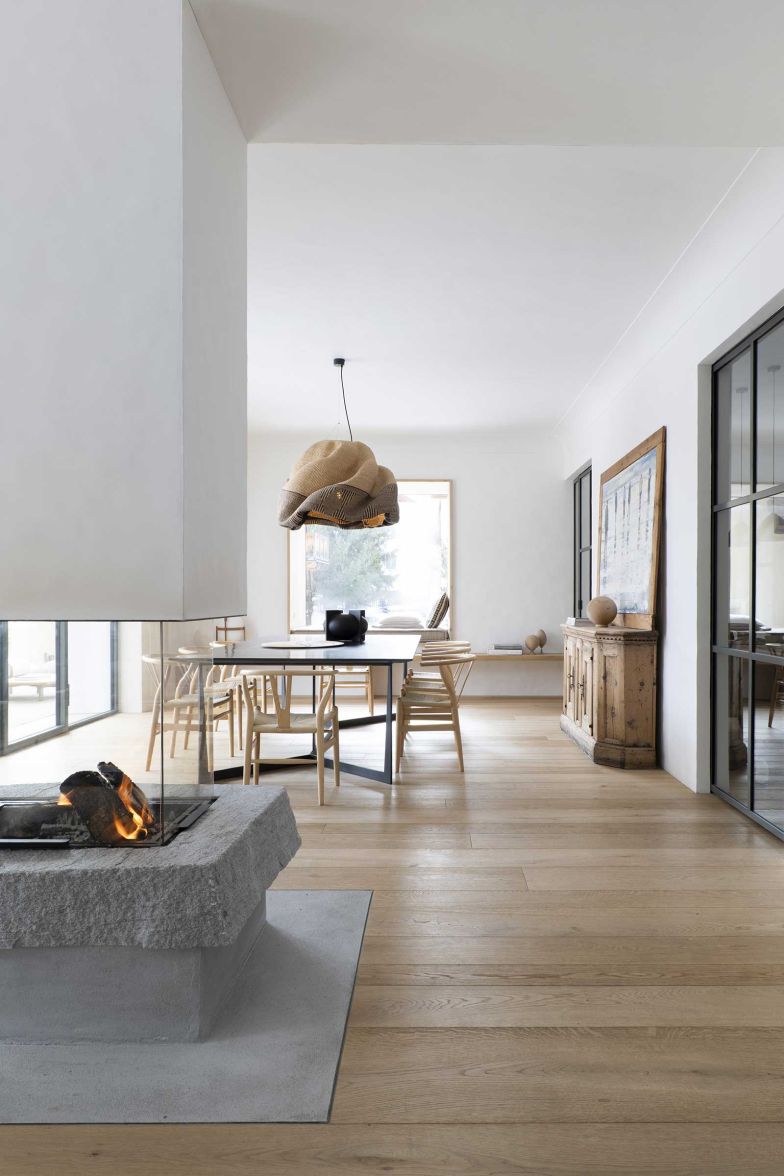 Das Cheminée sorgt für zusätzliches Wohlfühlambiente.