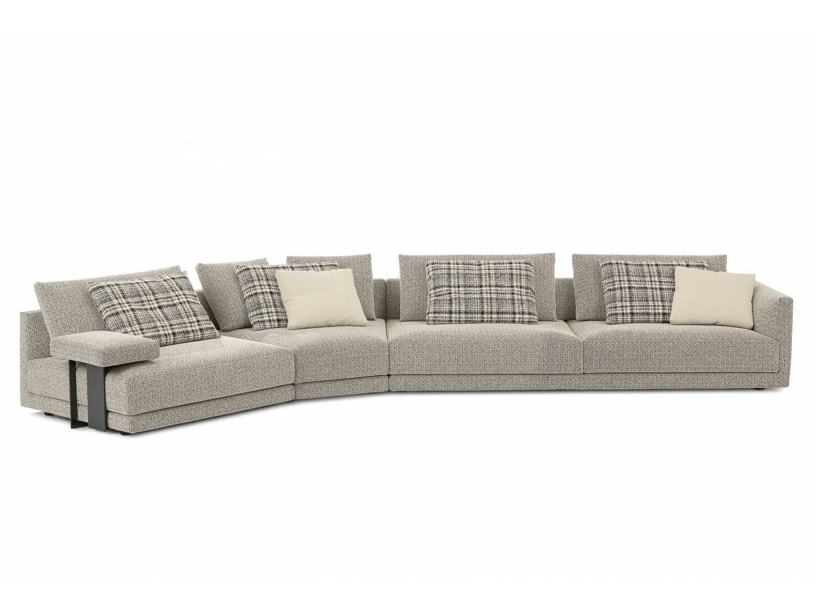 Das Design von «Bristol» ist nicht neu, jedoch weist das Sofa nun nach einer Überarbeitung mehr Komfort auf. Das Modell von Jean-Marie Massaud gibt es fest konfiguriert oder als modulare Version in freier Zusammenstellung. Poliform.